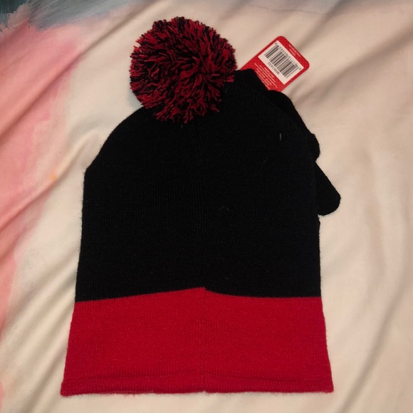 Minnie Mouse beanie and glove set NWT - Picture 2 of 3
